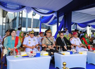 Di Hari Armada RI Ke-79, Pj. Gubernur Jatim Apresiasi Kontribusi Aktif TNI AL dalam Pembangunan Jatim