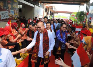 Di Peresmian Fasilitas Produksi SKT Sampoerna, Pj. Gubernur Jatim Optimistis Makin Luaskan Lapangan Kerja dan Tingkatkan Kesejahteraan Masyarakat