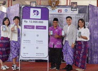 Program Pemberdayaan Perempuan Melalui Industri Batik di Eks Lokalisasi Dolly Momen peluncuran aplikasi e-wallet DompetNgedol.ly (foto : ist)