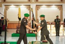 Kolonel Inf Rama Serahkan Jabatan Danrem 081/DSJ ke Pangdam V/Brawijaya Kolonel Inf Rama Serahkan Jabatan Danrem 081/DSJ ke Pangdam V/Brawijaya (foto : ist)