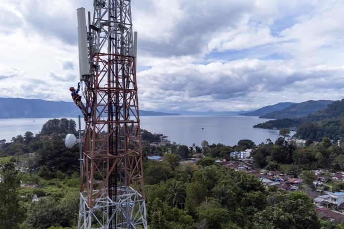 Liburan Natal dan Tahun Baru 2025, Trafik Data XL Axiata Naik 19% (foto : ist) Liburan Natal dan Tahun Baru 2025, Trafik Data XL Axiata Naik 19% (foto : ist)