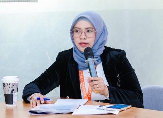 Dorong Peran Perempuan dalam Sains, Dosen ITS Raih Penghargaan Internasional Dosen Kimia ITS Sri Fatmawati SSi MSc PhD berhasil meraih penghargaan Grassroots Science Advice Promotion Awards 2024 yang diselenggarakan oleh INGSA-Asia (foto : ist)