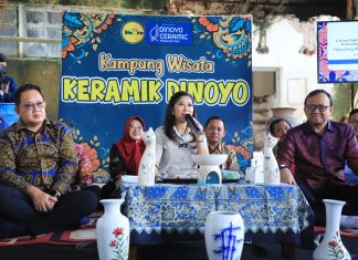 Pj. Gubernur Jatim Apresiasi Kemkomdigi Ajak UMKM Malang Naik Kelas Lewat Digitalisasi Pj. Gubernur Jatim Apresiasi Kemkomdigi Ajak UMKM Malang Naik Kelas Lewat Digitalisasi (foto : ist)