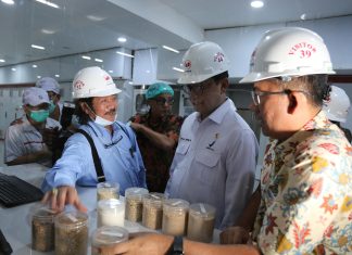 Kunjungan Perdana Kepala Badan POM RI ke Pabrik Bogasari, Beri Nilai A Untuk Bogasari Kunjungan Perdana Kepala Badan POM RI ke Pabrik Bogasari, Beri Nilai A Untuk Bogasari (foto : ist)