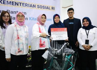 DWP Kemensos Salurkan Bantuan di Sentra Handayani, Perkuat Kepedulian Sosial