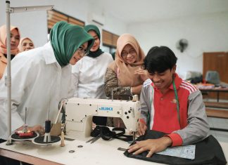 DWP Kemensos Salurkan Bantuan ATENSI di Sentra Terpadu Pangudi Luhur