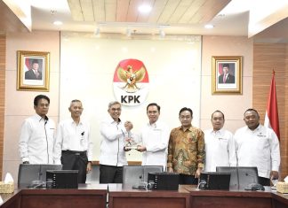 KPPU Temui KPK, Tingkatkan Koordinasi Untuk Sasar Korupsi Dalalm Kasus Persaingan Usaha KPPU Temui KPK, Tingkatkan Koordinasi Untuk Sasar Korupsi Dalalm Kasus Persaingan Usaha (foto : ist)