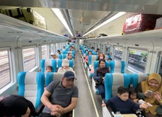 KAI Daop 8 Surabaya Ungkapkan Permohonan Maaf KA Keberangkatan Surabaya Pasarturi Dirubah Pola Operasinya