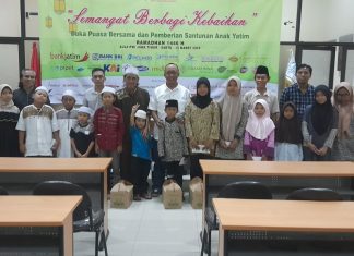 SMSI Surabaya Sinergi dengan Korporasi Salurkan Bantuan dan Santunan Pada Anak Yatim dan Duafa