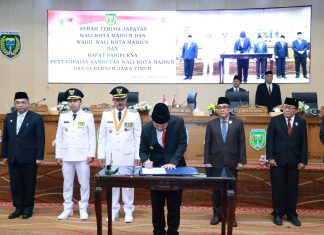 Wagub Emil Minta Walikota dan Wakil Walikota Madiun Tancap Gas Sejahterakan Masyarakat Wagub Emil Minta Walikota dan Wakil Walikota Madiun Tancap Gas Sejahterakan Masyarakat (foto : ist)