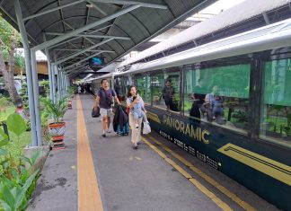 Daop 8 Surabaya Jalankan KA Mutiara Timur Tambahan Pada Masa Angkutan Lebaran 2025 Daop 8 Surabaya Jalankan KA Mutiara Timur Tambahan Pada Masa Angkutan Lebaran 2025 (foto : ist)