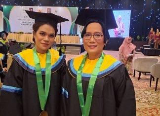 Dua Wisudawati Non-Muslim Lulus dari Kampus Unusa, Junjung Tinggi Toleransi dan Keberagaman Dua Wisudawati Non-Muslim Lulus dari Kampus Unusa, Junjung Tinggi Toleransi dan Keberagaman (foto : ist)