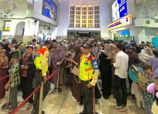 Torehkan Rekor Baru! KAI Commuter Sukses Layani Lebih dari 22 Juta Pengguna pada Masa Angkutan Lebaran 2025 Torehkan Rekor Baru! KAI Commuter Sukses Layani Lebih dari 22 Juta Pengguna pada Masa Angkutan Lebaran 2025 (foto : ist)