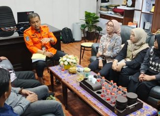 ITS Ajak Masyarakat Tingkatkan Kesadaran Mitigasi Tanah Longsor ITS Ajak Masyarakat Tingkatkan Kesadaran Mitigasi Tanah Longsor (foto : ist)