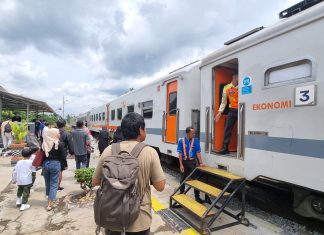 Stasiun Boharan dan Stasiun Kedinding Catat Peningkatan Signifikan Pada Tiga Bulan Beroperasi, Tren Volume Pengguna Commuter Line Wilayah 8 Surabaya Terus Meningkat Stasiun Boharan dan Stasiun Kedinding Catat Peningkatan Signifikan Pada Tiga Bulan Beroperasi, Tren Volume Pengguna Commuter Line Wilayah 8 Surabaya Terus Meningkat (foto : ist)