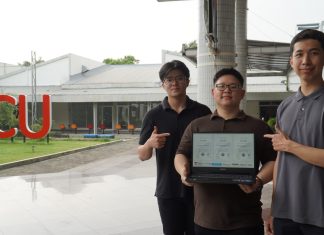 Kombinasikan Rangka Sederhana, Mahasiswa Surabaya ini Raih Silver Award di Singapura Kombinasikan Rangka Sederhana, Mahasiswa Surabaya ini Raih Silver Award di Singapura (foto : ist)