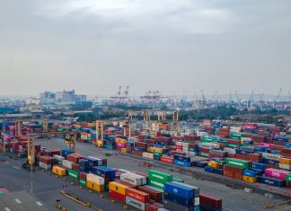 Arus Peti Kemas TPS Pada Catur Wulan Pertama 2025 Meningkat Arus Peti Kemas TPS Pada Catur Wulan Pertama 2025 Meningkat (foto : ist)