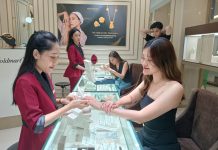 Mengusung Konsep Wedding Eternati, Goldmart Hadir dengan Wajah Baru di Tunjungan Plaza 3 Mengusung Konsep Wedding Eternati, Goldmart Hadir dengan Wajah Baru di Tunjungan Plaza 3 (foto : ist)