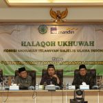 AXA Mandiri Bagikan Kiat Perencanaan Keuangan untuk Perjalanan Ibadah Kepada Komunitas Majelis Ulama Indonesia dan Serahkan Ratusan Juta Surplus Underwriting Ke BAZNAS AXA Mandiri Bagikan Kiat Perencanaan Keuangan untuk Perjalanan Ibadah Kepada Komunitas Majelis Ulama Indonesia dan Serahkan Ratusan Juta Surplus Underwriting Ke BAZNAS (foto : ist)