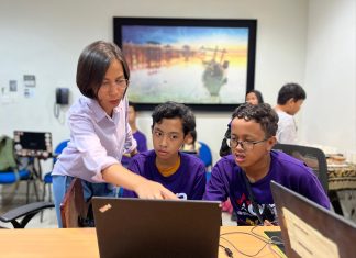 Rayakan Hari Disabilitas Dunia, Ascott Waterplace Surabaya Ajak Remaja Difabel Belajar Teknologi Kekinian dan Keahlian Profesional Hotel Rayakan Hari Disabilitas Dunia, Ascott Waterplace Surabaya Ajak Remaja Difabel Belajar Teknologi Kekinian dan Keahlian Profesional Hotel (foto : ist)