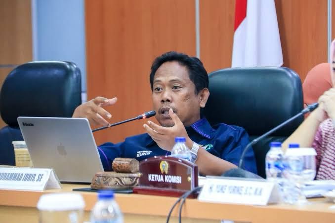 Anggota DPRD DKI Dilaporkan GEMAH Atas Tuduhan Judi Sabung Ayam (foto : ist) Anggota DPRD DKI Dilaporkan GEMAH Atas Tuduhan Judi Sabung Ayam (foto : ist)