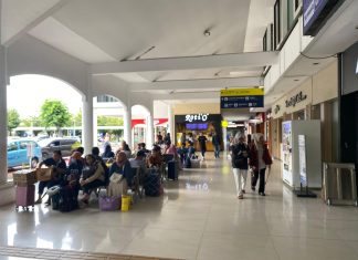 KAI Daop 8 Surabaya Imbau Penumpang Datang Lebih Awal ke Stasiun Saat Acara Surabaya Vaganza KAI Daop 8 Surabaya Imbau Penumpang Datang Lebih Awal ke Stasiun Saat Acara Surabaya Vaganza (foto : ist)