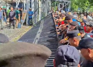PN Surabaya Lakukan Eksekusi Gedung YMCA Yang Merupakan Bangunan Cagar Budaya PN Surabaya Lakukan Eksekusi Gedung YMCA Yang Merupakan Bangunan Cagar Budaya (foto : ist)