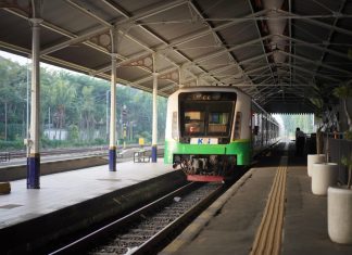 Meningkat 10,28 Persen di Semester I 2025, KAI Commuter Wilayah 8 Surabaya Layani 7,8 Juta Pengguna Commuter Line Meningkat 10,28 Persen di Semester I 2025, KAI Commuter Wilayah 8 Surabaya Layani 7,8 Juta Pengguna Commuter Line (foto : ist)