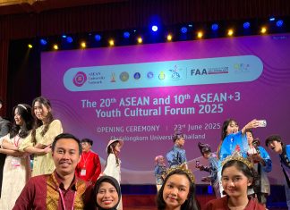 Delegasi UNAIR Bawa Budaya Indonesia ke Panggung ASEAN Ikuti Forum Lintas Negara ASEAN Delegasi UNAIR Bawa Budaya Indonesia ke Panggung ASEAN Ikuti Forum Lintas Negara ASEAN (foto : ist)