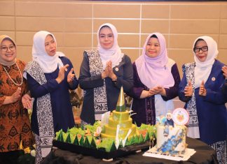 HUT IBI Ke 74 : Bidan Perlu Tingkatkan Kompetensi Untuk Turunkan AKI, AKB dan Stunting HUT IBI Ke 74 : Bidan Perlu Tingkatkan Kompetensi Untuk Turunkan AKI, AKB dan Stunting (foto : ist)