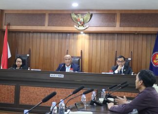 KPPU Gelar Sidang Perdana Dugaan Persekongkolan Dalam Tender Pembangunan Rumah Sakit di Kabupaten Bogor KPPU Gelar Sidang Perdana Dugaan Persekongkolan Dalam Tender Pembangunan Rumah Sakit di Kabupaten Bogor (foto : ist)