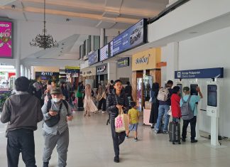40.795 Pelanggan Gunakan Kereta Api Di Wilayah KAI Daop 8 Surabaya di Hari Terakhir Masa Libur Sekolah 40.795 Pelanggan Gunakan Kereta Api Di Wilayah KAI Daop 8 Surabaya di Hari Terakhir Masa Libur Sekolah (foto : ist)