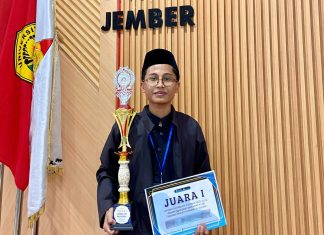 Mahasiswa FEB UNAIR Raih Kembali Juara 1 Nasional dalam Ajang Lomba Da’i Mahasiswa FEB UNAIR Raih Kembali Juara 1 Nasional dalam Ajang Lomba Da’i (foto : ist)