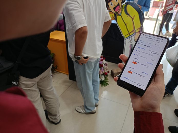 KAI Daop 8 Surabaya Hadirkan Inovasi Pemesanan Tiket yang Lebih Fleksibel, Mudah, dan Cepat (foto : ist) KAI Daop 8 Surabaya Hadirkan Inovasi Pemesanan Tiket yang Lebih Fleksibel, Mudah, dan Cepat (foto : ist)