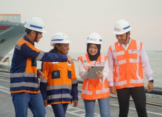 Pelindo Bersih : Bentuk Implementasi Good Corporate Governance di Terminal Teluk Lamong
