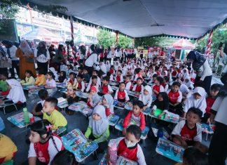 200 Siswa SD Surabaya Ikut Lomba Mewarnai Pertamina Enduro, Pemenang Utama Bisa Nonton MotoGP Mandalika