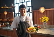 Perpaduan Jawa & Bali dalam Satu Piring, Cuma Rp 55 Ribu di Bulan Kemerdekaan Perpaduan Jawa & Bali dalam Satu Piring, Cuma Rp 55 Ribu di Bulan Kemerdekaan (foto : ist)