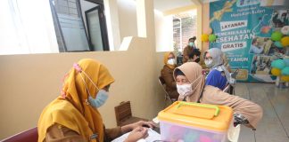 Program Cek Kesehatan Gratis di Sekolah Surabaya Sasar 242 Ribu Siswa Program Cek Kesehatan Gratis di Sekolah Surabaya Sasar 242 Ribu Siswa (foto : ist)