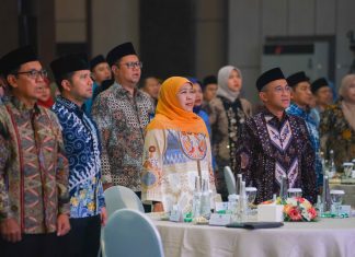 FESyar Regional Jawa di Tahun 2025 : Gubernur Khofifah Optimis Jatim Menjadi Pusat Ekonomi dan Keuangan Syariah Nasional Menuju Global