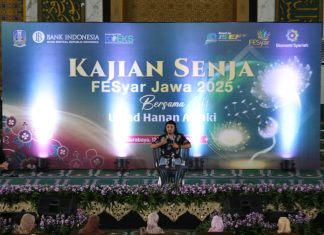 Hanan Attaki Singgung Gaya Hidup Muslim Milenial Masa Kini di Kajian Senja Fesyar Jawa 2025