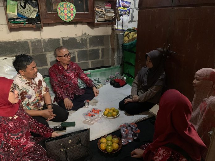 a50b15ec-8635-43ac-bfb0-1f765e056a4e