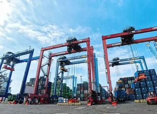 TPK Berlian Raih Kinerja Gemilang Dengan Catatkan Arus Petikemas Tertinggi di Agustus 2025