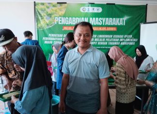 Izul Fiqri, Ketua RW 02 Panjang Jiwo : Ingin Jadikan Wilayahnya Menjadi Kampung Hidroponik dan Herbal