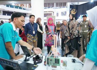 Catar Rekor MURI, ITS Katalisator Lahirnya 1.600 Wirausaha SMA Double Track