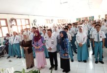 Stop Pernikahan Dini Agar Tidak Menjadi JUS : Sosialisasi dan Edukasi untuk Siswa dari BKKBN di SMAN 19 Surabaya