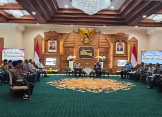 DJP Jawa Timur Perkuat Koordinasi dengan Gubernur Jawa Timur, Bahas Perpajakan Antara Pemerintah Pusat dan Daerah