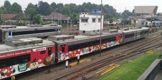 Libur Natal 2025 dan Tahun Baru 2026, KAI Daop 8 Surabaya Ajak Masyarakat Lebih Peduli Keselamatan di Perlintasan Sebidang