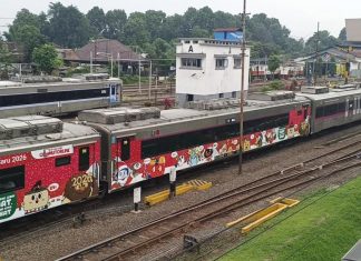 Libur Natal 2025 dan Tahun Baru 2026, KAI Daop 8 Surabaya Ajak Masyarakat Lebih Peduli Keselamatan di Perlintasan Sebidang
