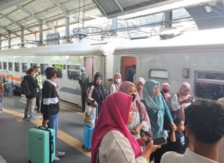 KAI Daop 8 Surabaya Ingatkan Pelanggan Tidak Salah Naik Kereta dan Tidak Melebihi Relasi Tiket
