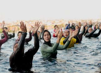 Swiss-Belinn Manyar Surabaya Konsisten Mendukung Kegiatan Komunitas AQUA ZUMBA Setiap Minggu